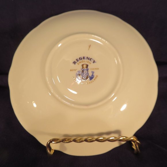 Vintage REGENCY Bone China Teacup & Saucer Purple Rose (115C) - Picture 4 of 5